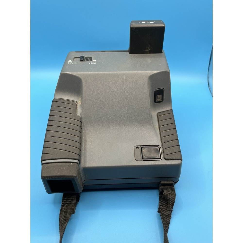 Polaroid 600 Impulse instant Camera System w/Built In Flash/Strap-Not Tested- - Picture 11 of 15